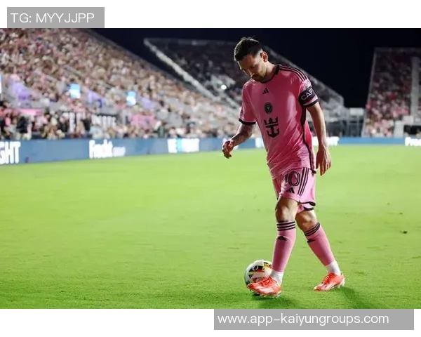 梅西在纽约红牛赛场的惊艳表现让对手愤怒难平他如狂风般不可阻挡